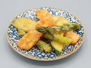 801.- Tempura De Verduras