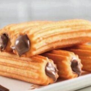 4 Churros rellenos,de nuttella  bañado con Kinde