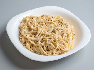 Tortellini Boloñesa 