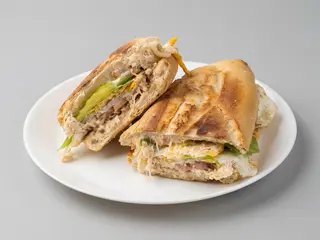 Bocadillo Especial Pollo