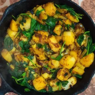 Saag Aloo