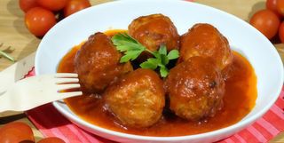 Albóndigas con tomate