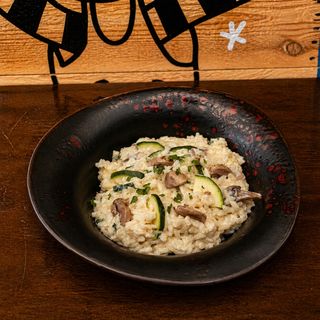 Risotto De Calabacín Y Champiñones