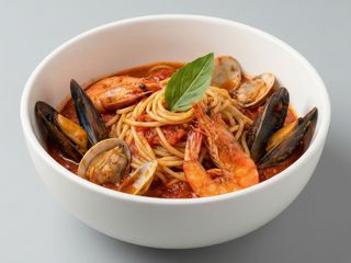 Espaguetis Con Frutos De Mar