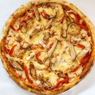 25 Pizza Pollo Con Patatas Fritas (33 Cm.)