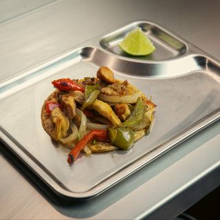 Taco de Alambre de Pollo