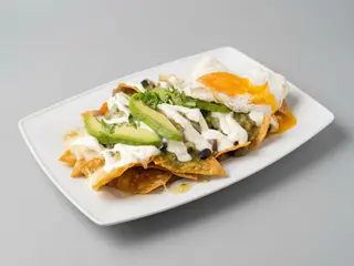 Chilaquiles de Huevo (vegetal)