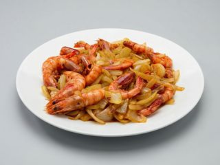 33.Gambas Con Cebolla A La Plancha