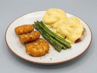 English Muffin Benedictinos