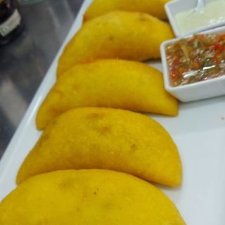 5 Empanadas Ranchera