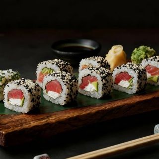 Rolls Clásico Atún Rojo, Philadelphia y Pepino