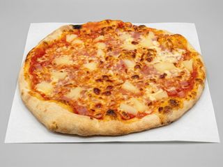 Pizza jamón y piña