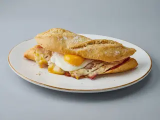 Bocadillo Tierno De Beicon