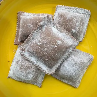 Raviol de Setas Y Provolone