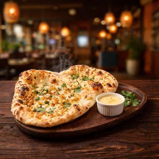 Garlic Naan (Pan De Ajo)