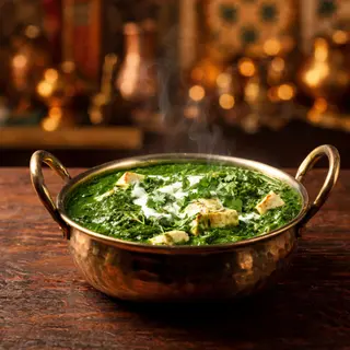 Curry de Palak Paneer (Espinacas con Queso Feta)