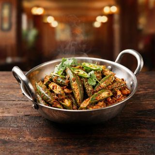 Curry de Bhindi (Okras con Especies)