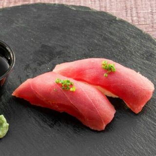 Nigiris atún rojo (2 unidades)