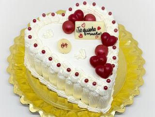 Tarta San Valentin - Crema de chocolate y nata