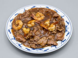 51. Ternera con gambas