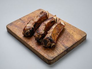 67. Costillas Asadas