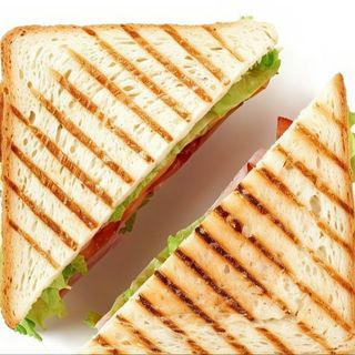 Sándwich Pechuga Empanada Especial