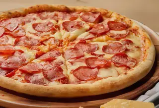 Pizza de pepperoni (33 cm.)