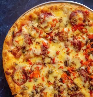 Pizza Especial (28 Cm.)