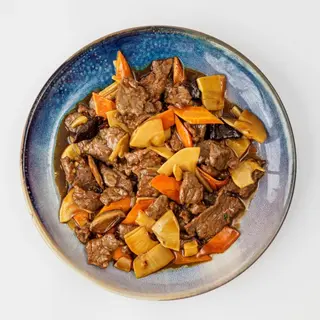 Menú Ternera Con Bambú Y Setas 
