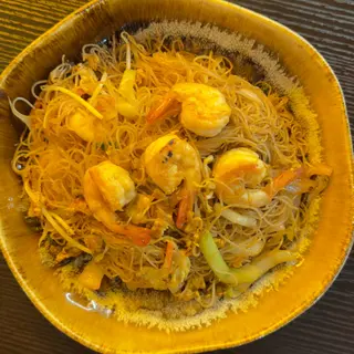 Fideo De Arroz Con Gambas