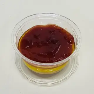 Tarta de queso con mermelada de fresa