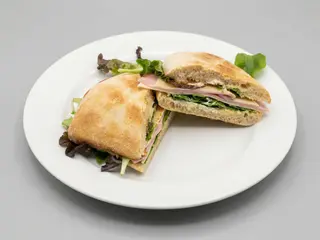 Baguette Campero De J Y Q
