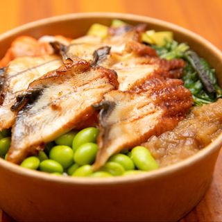 Poke Bowl Anguila