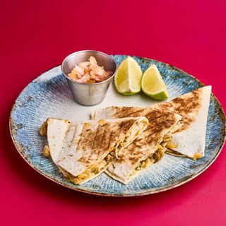 Quesadilla De Pollo