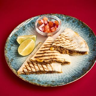 Quesadilla Chingona