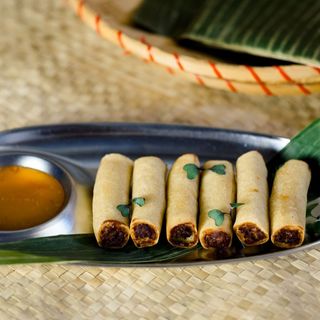 Lumpiang Shanghai 8 uds