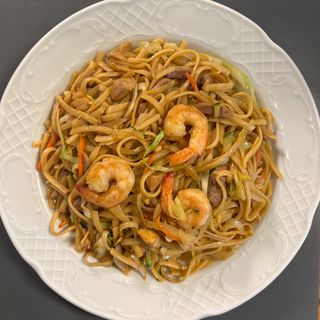 Tallarines frito 3 delicias