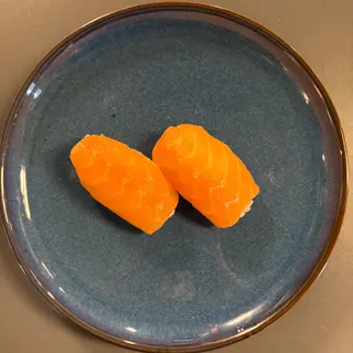 Sushi salmón 2 piezas