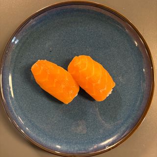 Sushi salmón 2 piezas