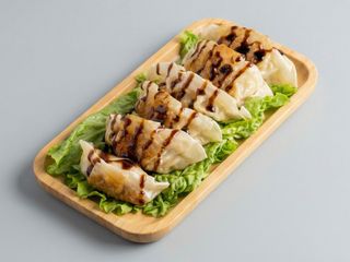 Gyoza de pollo a la plancha 6 piezas