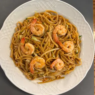 Tallarines fritos con gambas