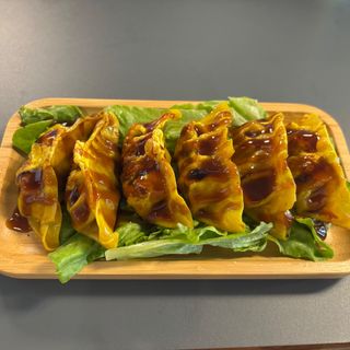 Gyoza de pollo con curry a la plancha 6 piezas