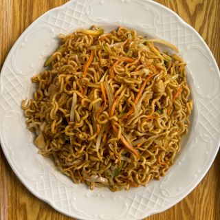 Yakisoba con pollo