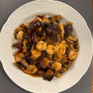 Gambas con champiñones y setas