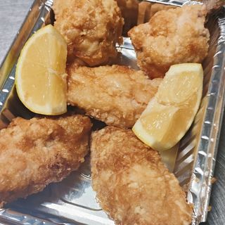65. ALITAS De Pollo Frito (5-6 unid.)