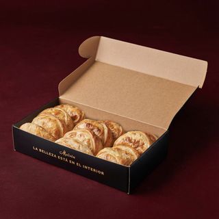 Combo 12 empanadas + 2 Bebidas