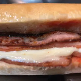 Bocata Caliente Bacon Con Queso