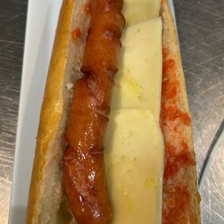 Redford Frankfurt, Bacon Y Queso