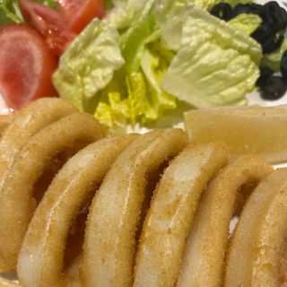 Calamares Andaluza Con Ensalada