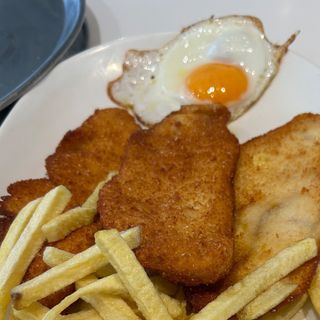 pechuga de pollo empanada